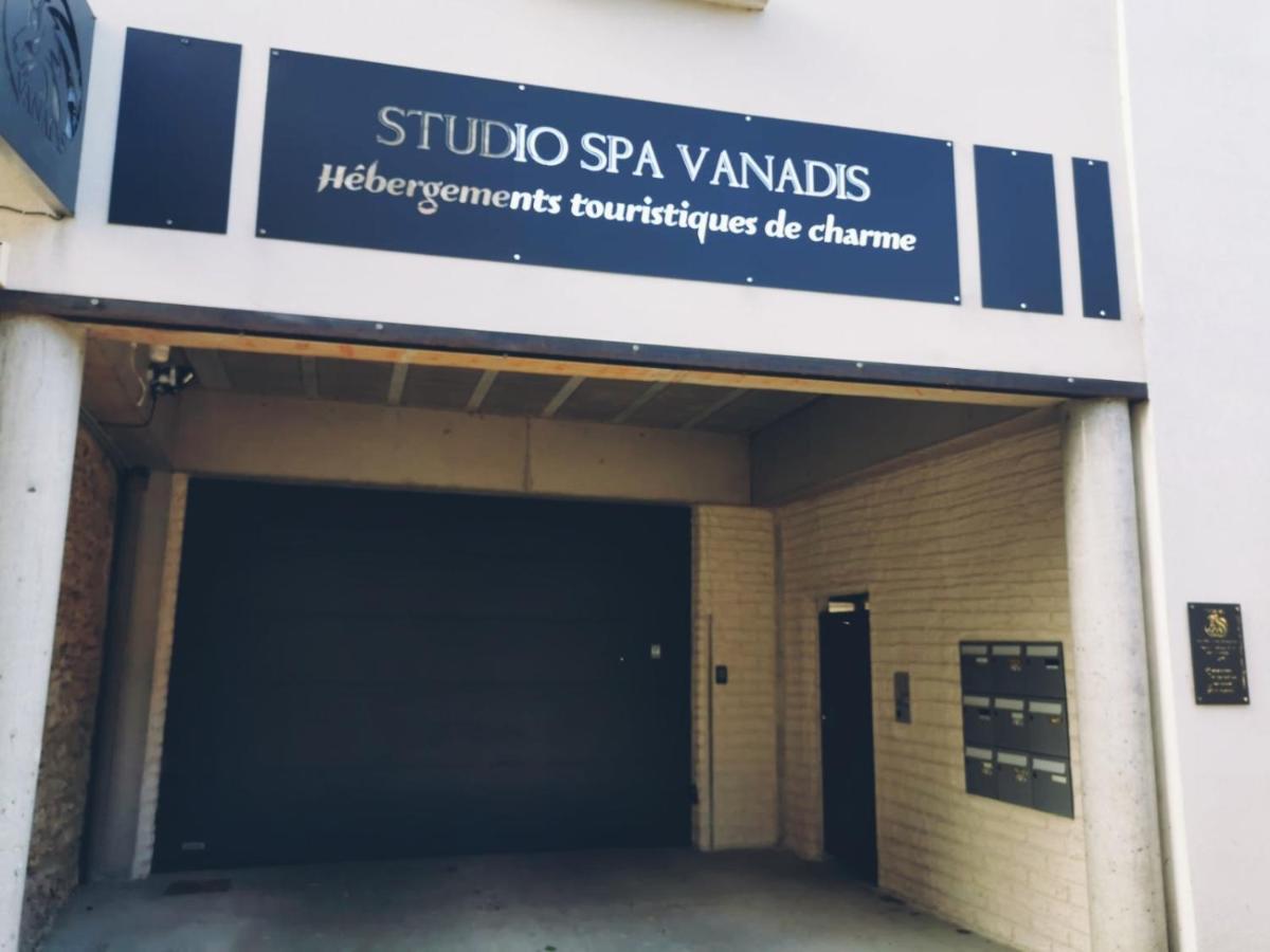 Vanadis, Suites D'Exceptions & Spa - Le Balneo Pacy-sur-Eure Экстерьер фото